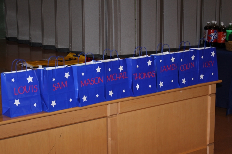 2011-02 BlueAndGold-001.jpg